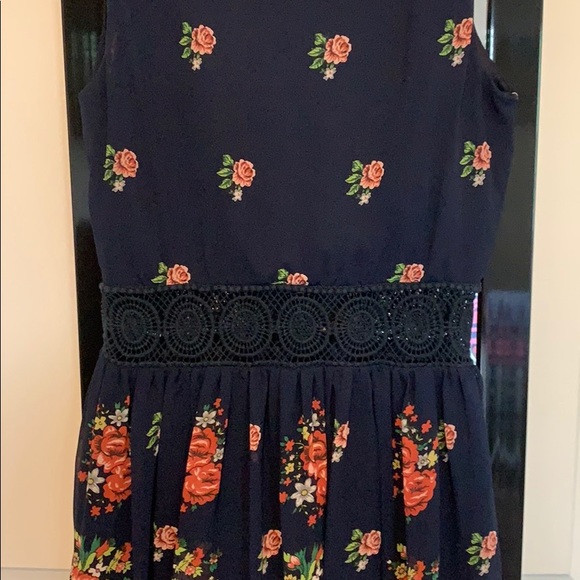 Maude blue floral dress - Picture 4 of 12